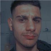 Hola, soy estudiante de universidad, pero quiero enseñar a toda aquella persona que lo necesite ya sea chicos de primaria, secundaria y o adultos mayores